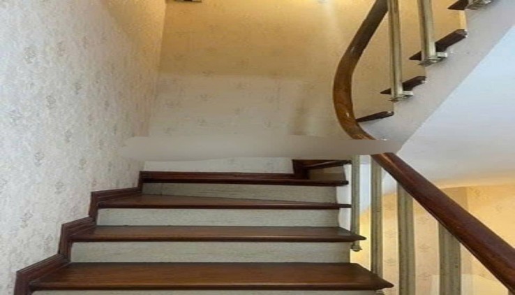 CHO THUÊ NHÀ NGUYÊN CĂN 3 TẦNG, 40M2, 2 NGỦ, PHỐ HƯƠNG VIÊN, 8 TRIỆU